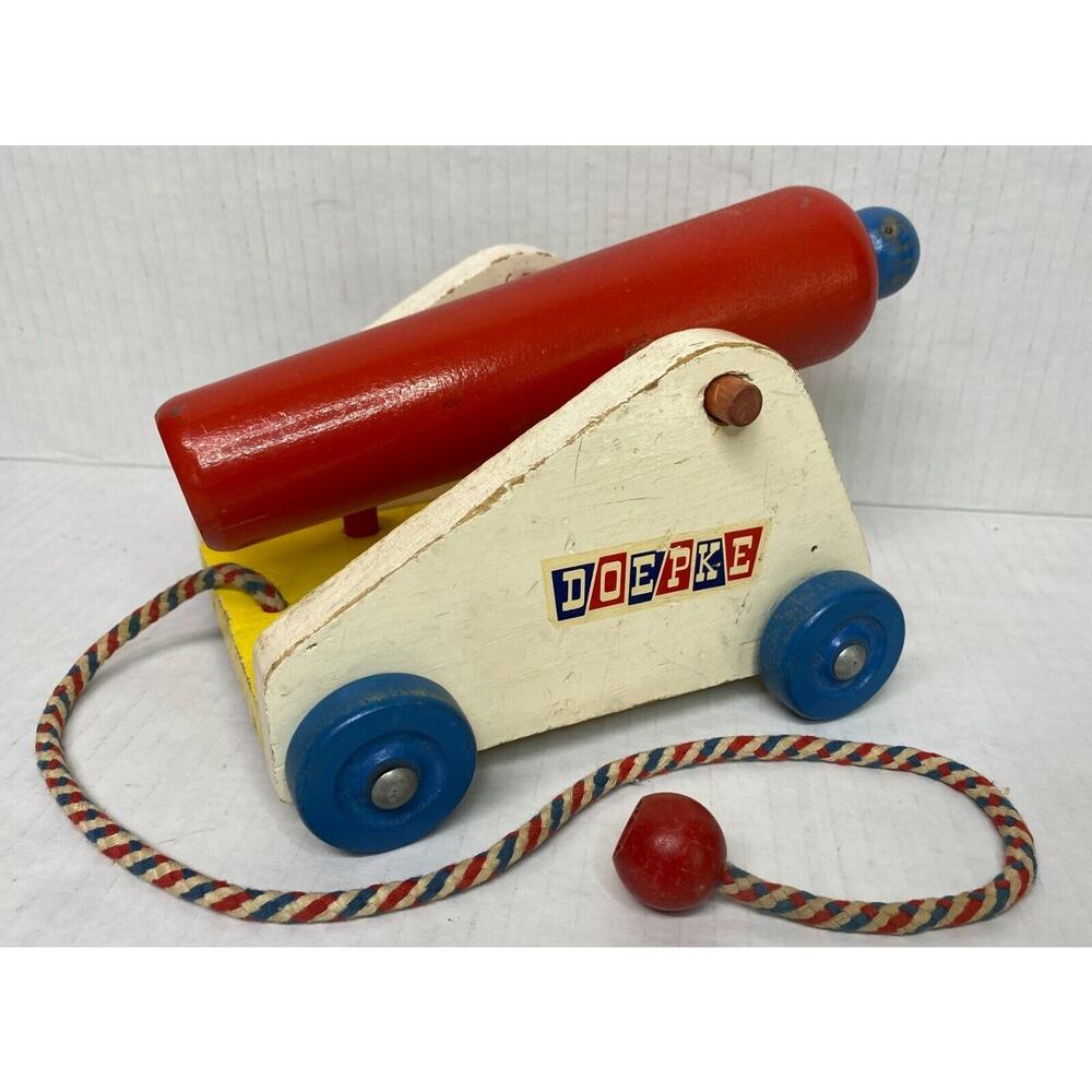 Vintage Doepke No. W-15 Pudgy Gun Cannon Wooden Pull Toy 949A
